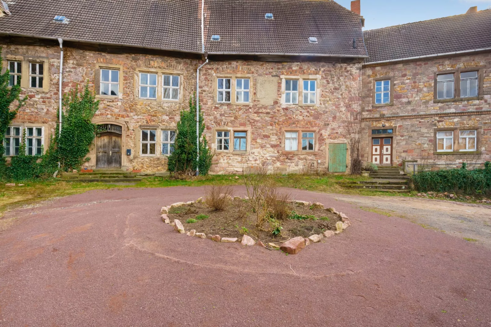 Ferienwohnung im historischen Schloß Friedeburg-Buitenkant zomer