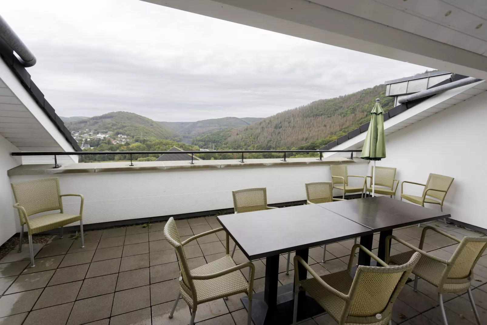 Resort Eifeler Tor 7-Terrasbalkon