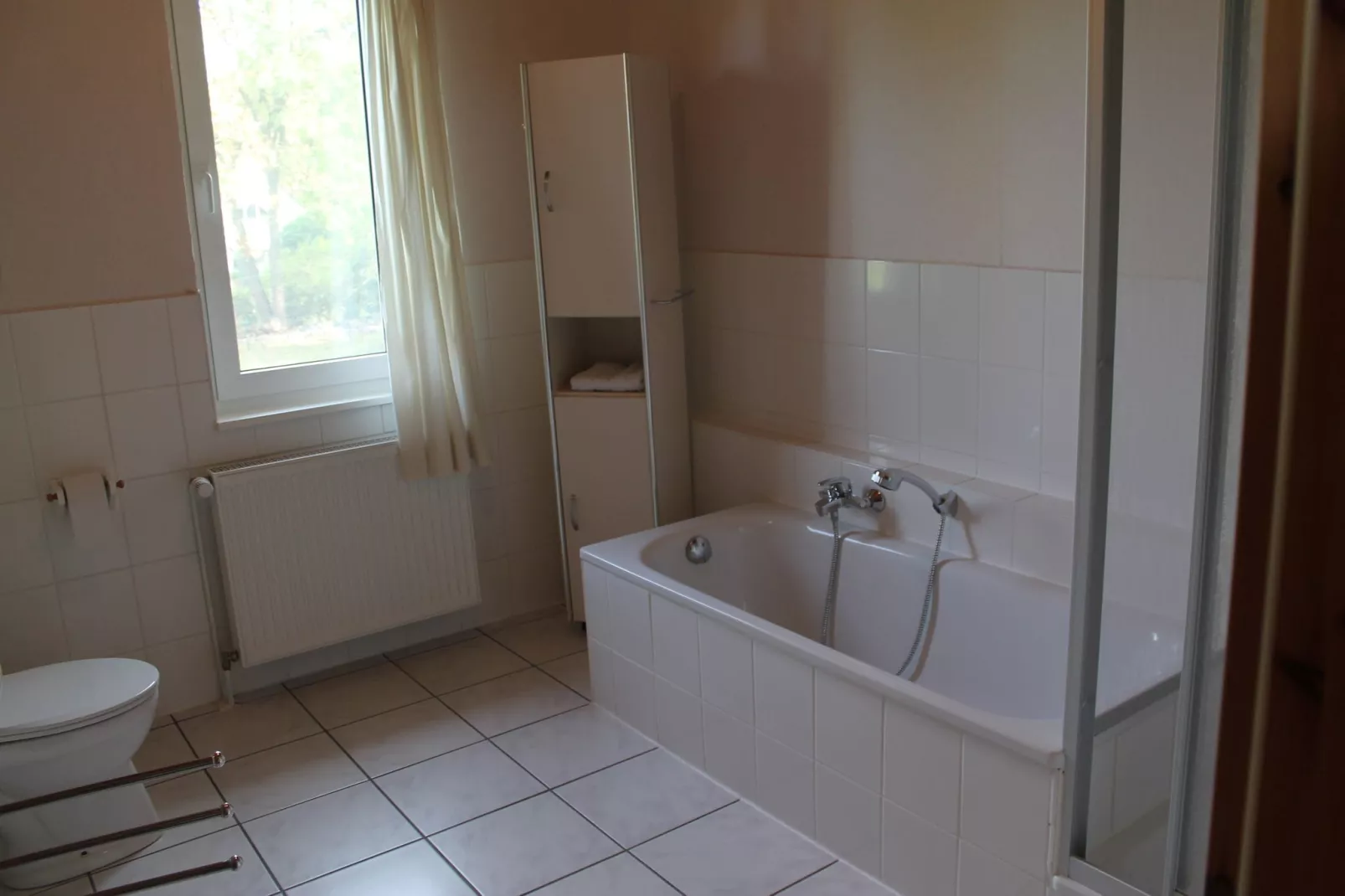 5-Raum-Familienwohnung 5-Badkamer