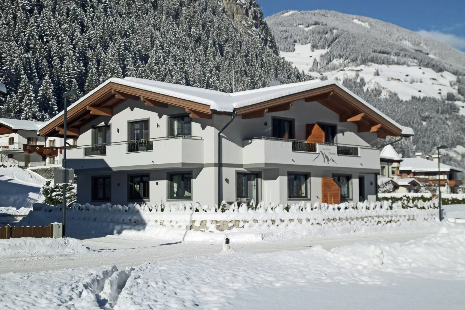 Apartments Zillertal 4P-Exterieur winter