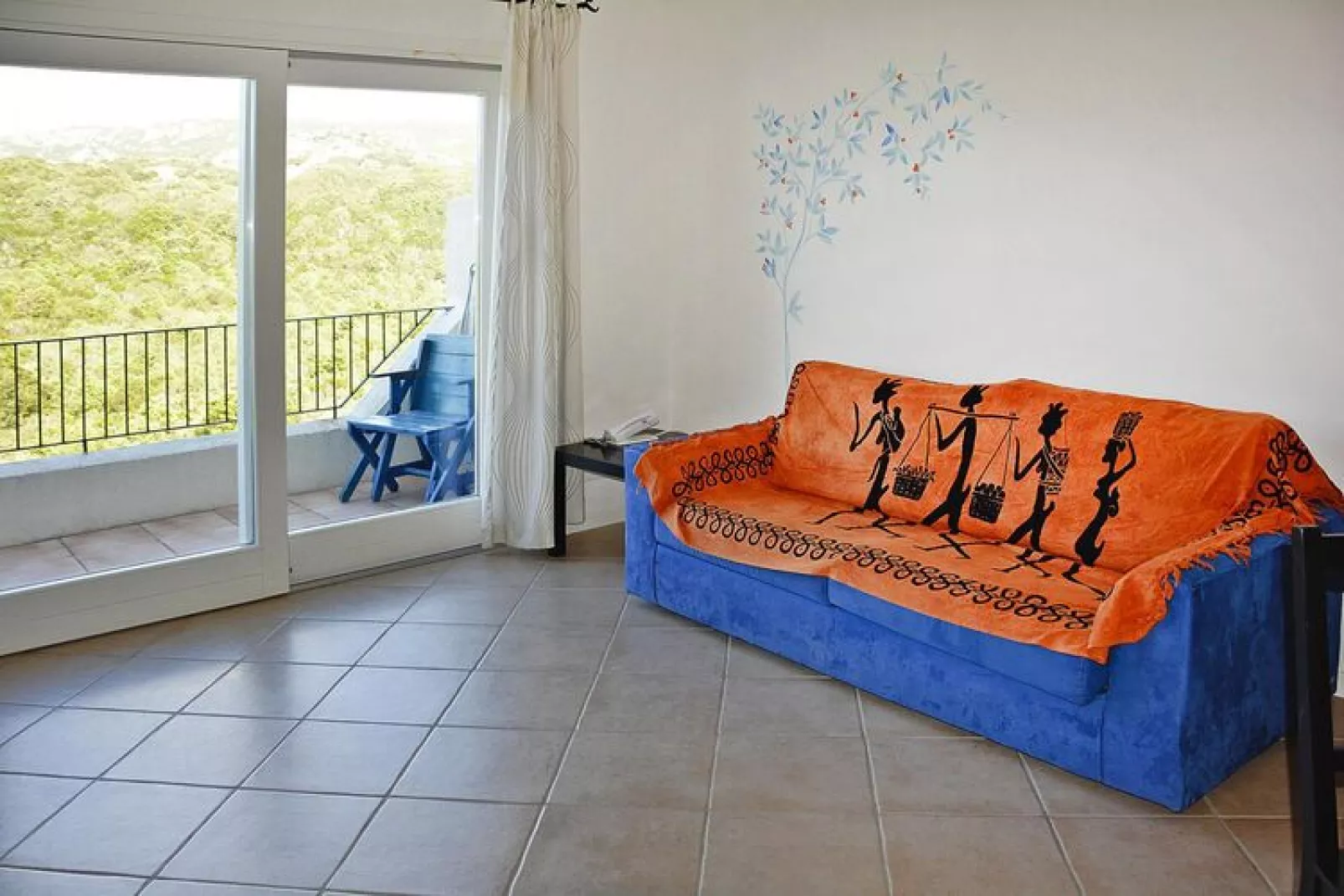 Holiday residence Ea Bianca, Baja Sardinia-Trilo 6-Woonkamer