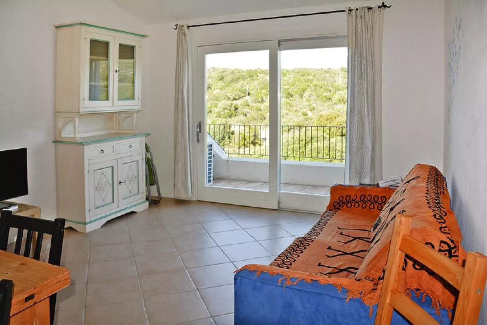 Holiday residence Ea Bianca, Baja Sardinia-Trilo 6-Woonkamer