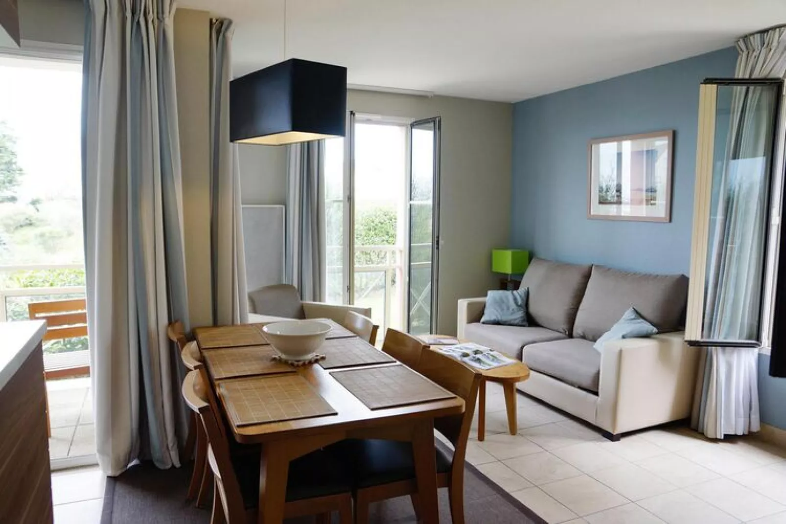 Residence Reine Marine St Malo // Apt 2 pc sud 4 pers-Woonkamer