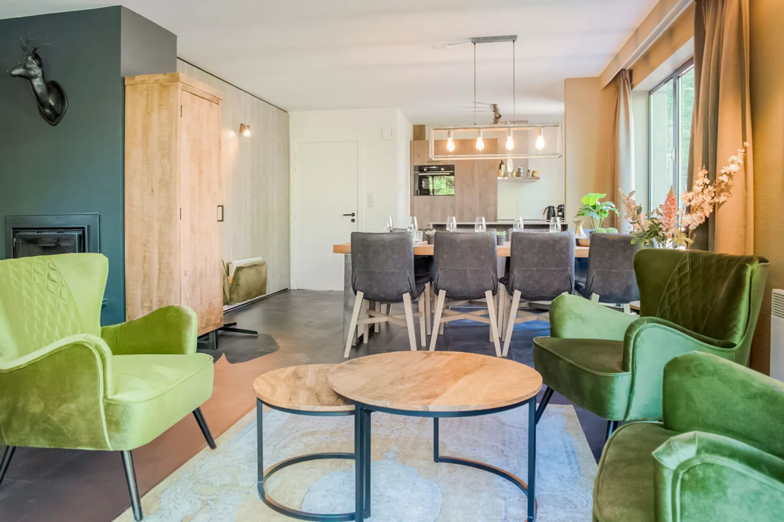 Mooi appartement in Durbuy met een zwembad-Woonkamer