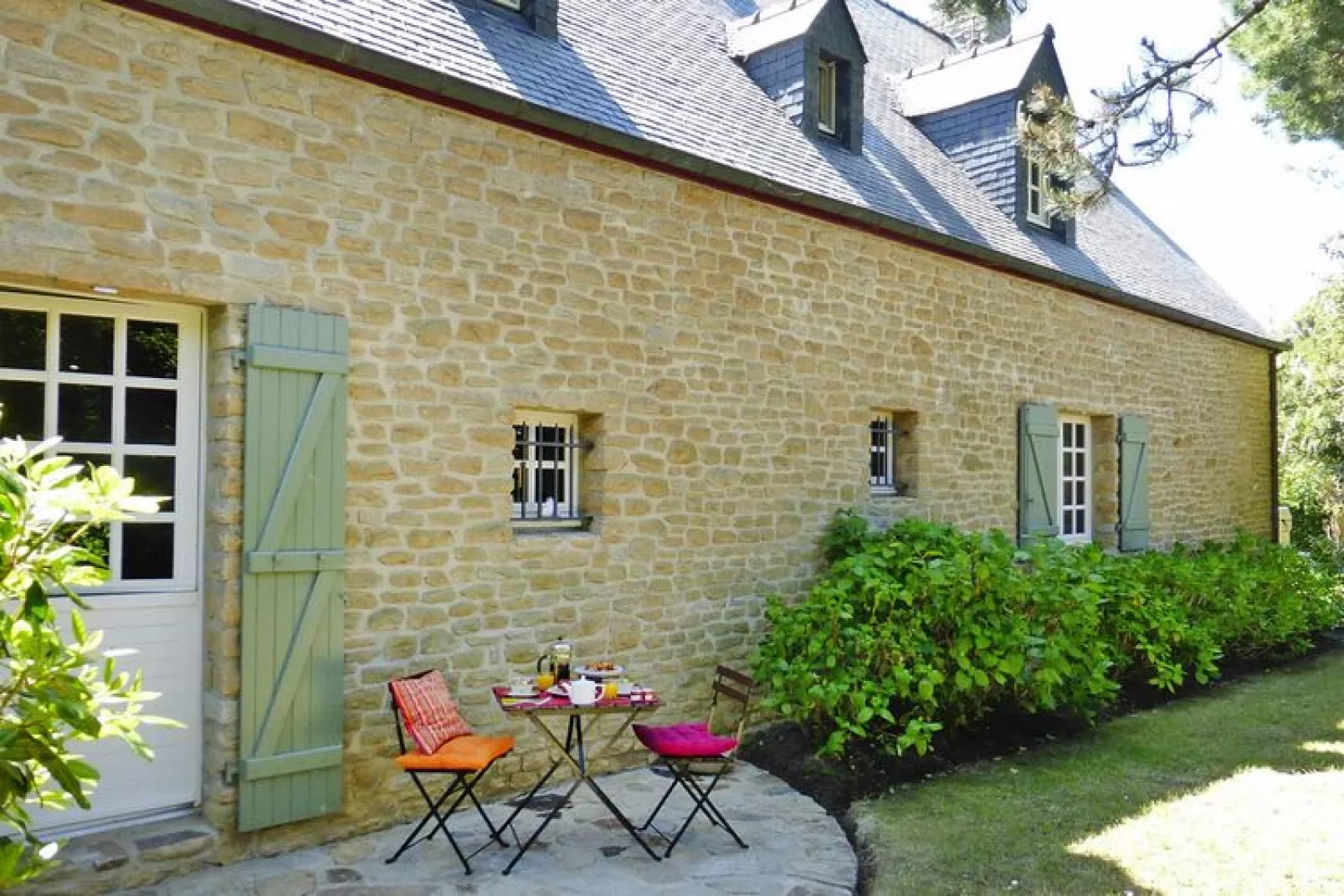 Holiday home St Malo-Tuinen zomer