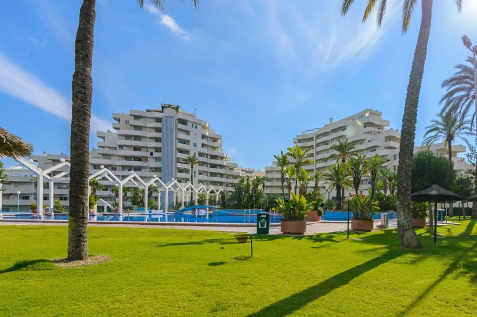 Apartamento Benal beach-Zwembad