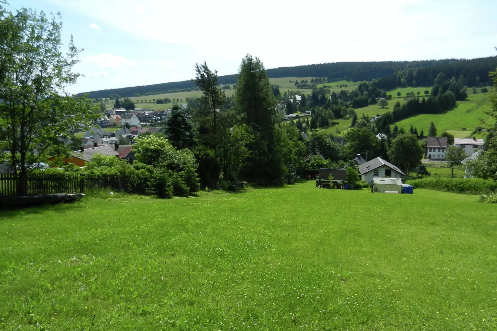 Ferienhaus Kummer-Uitzicht zomer