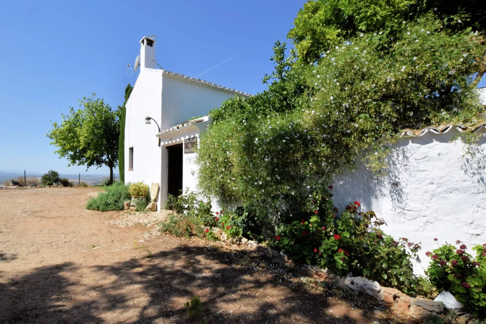 Cortijo El Morron-Buitenkant zomer