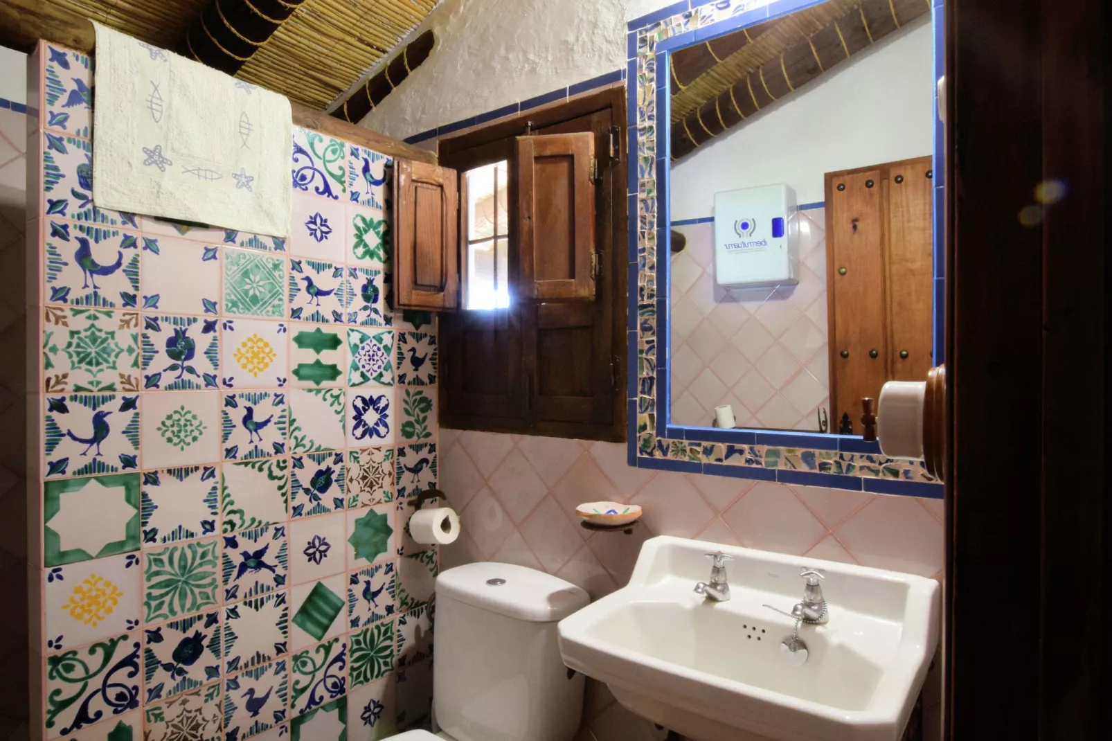 Cortijo El Morron-Badkamer