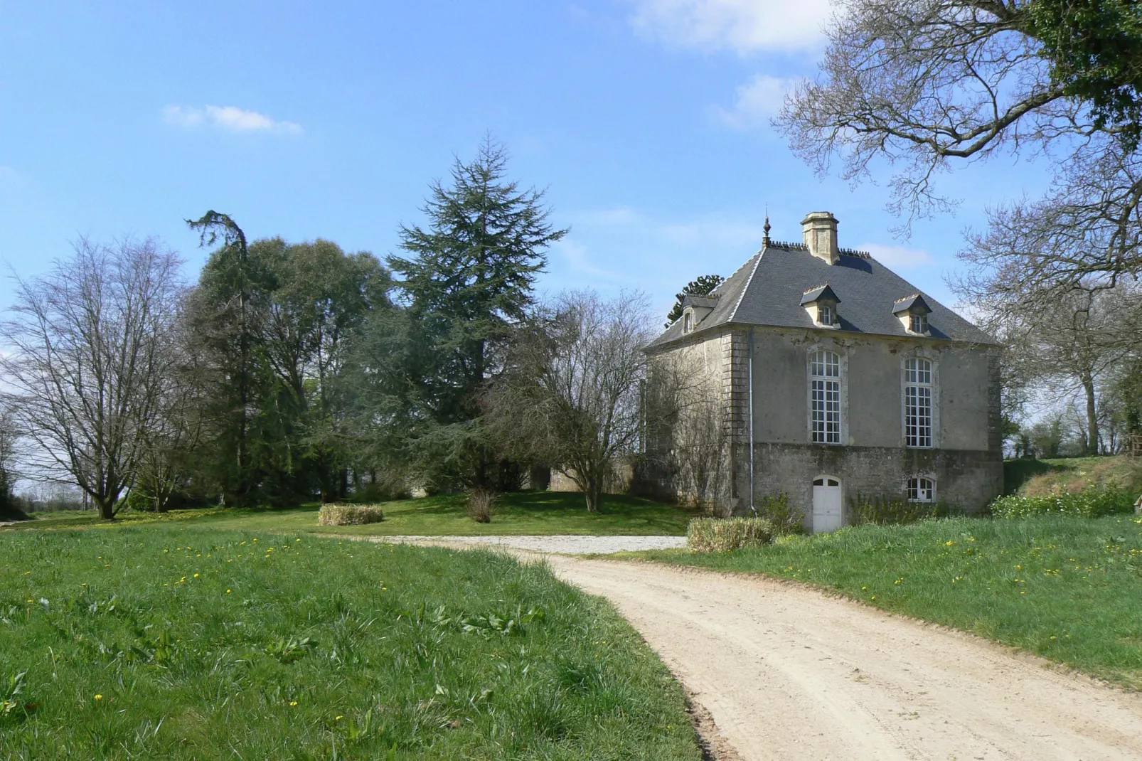 Maison de vacances Valognes-Tuinen zomer