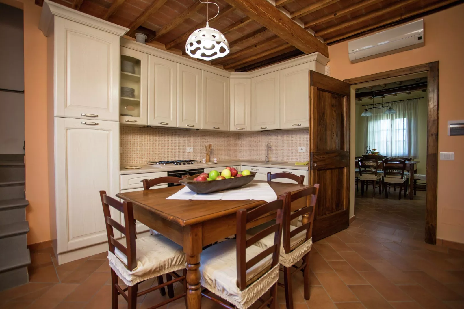 Villa Imola-Keuken