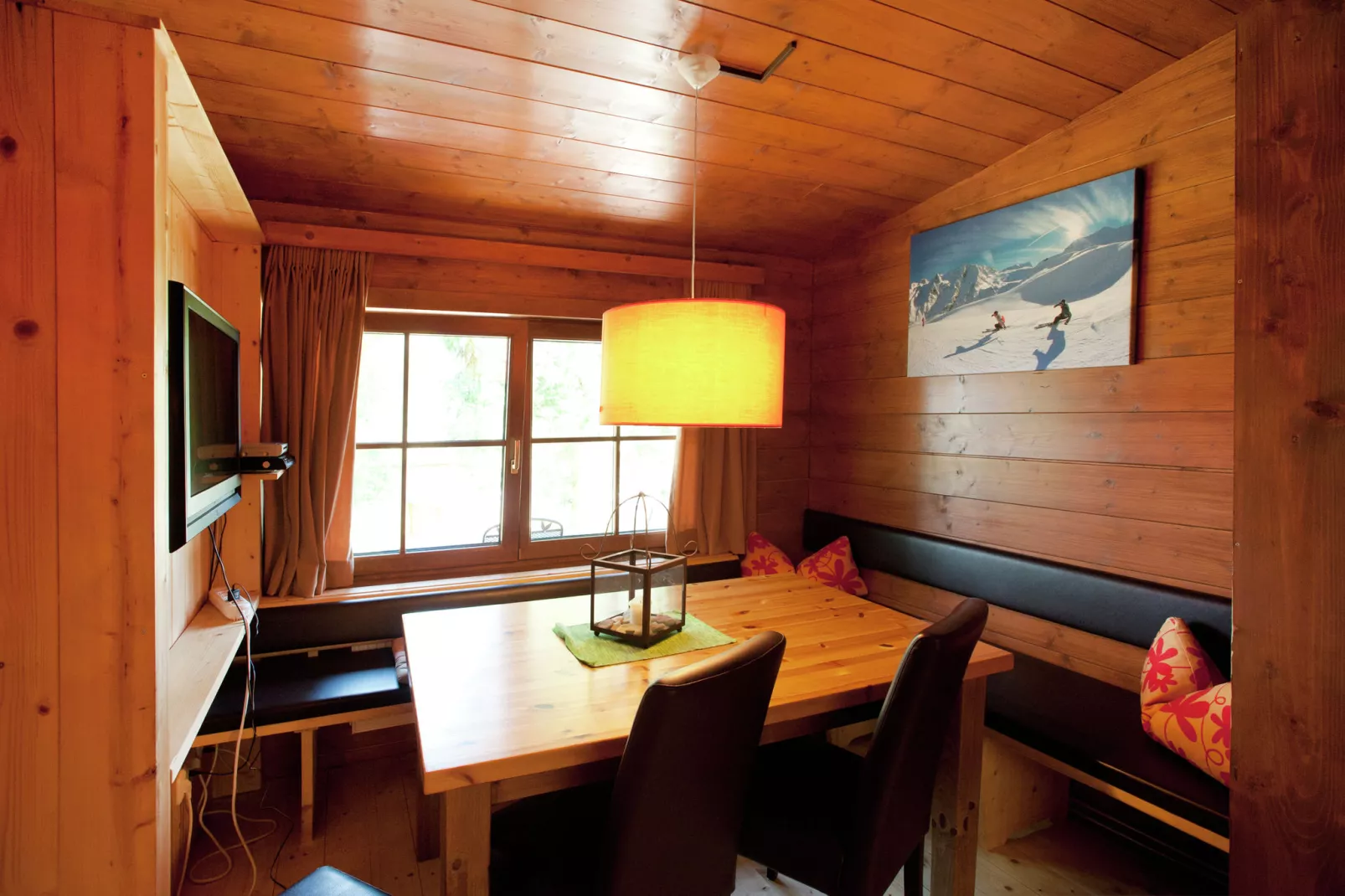 Chalet im Brixental I-Woonkamer