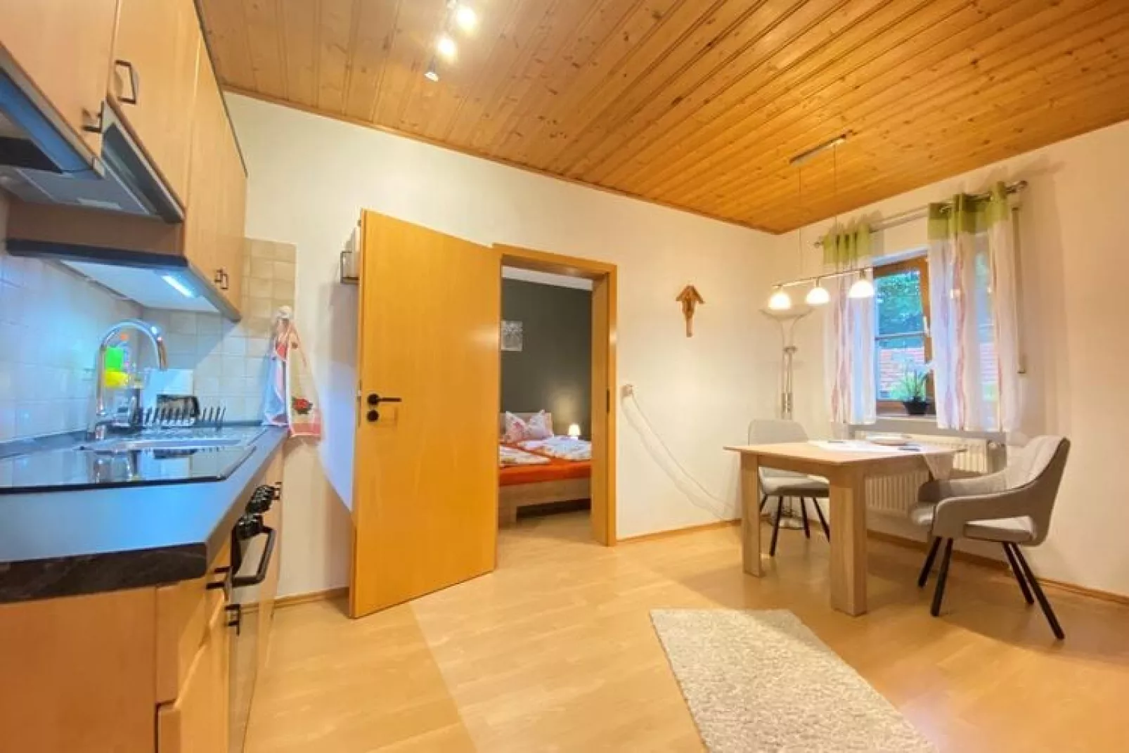 Holiday flats Haus am Wald, Zenting-Wohnung für 4 Personen, 56 qm-Woonkamer