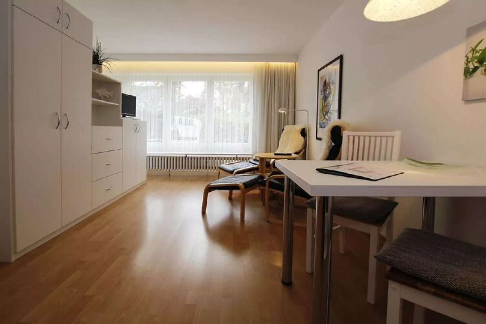 Apartementhaus Ursula Wohnung 12 - Westerland-Woonkamer