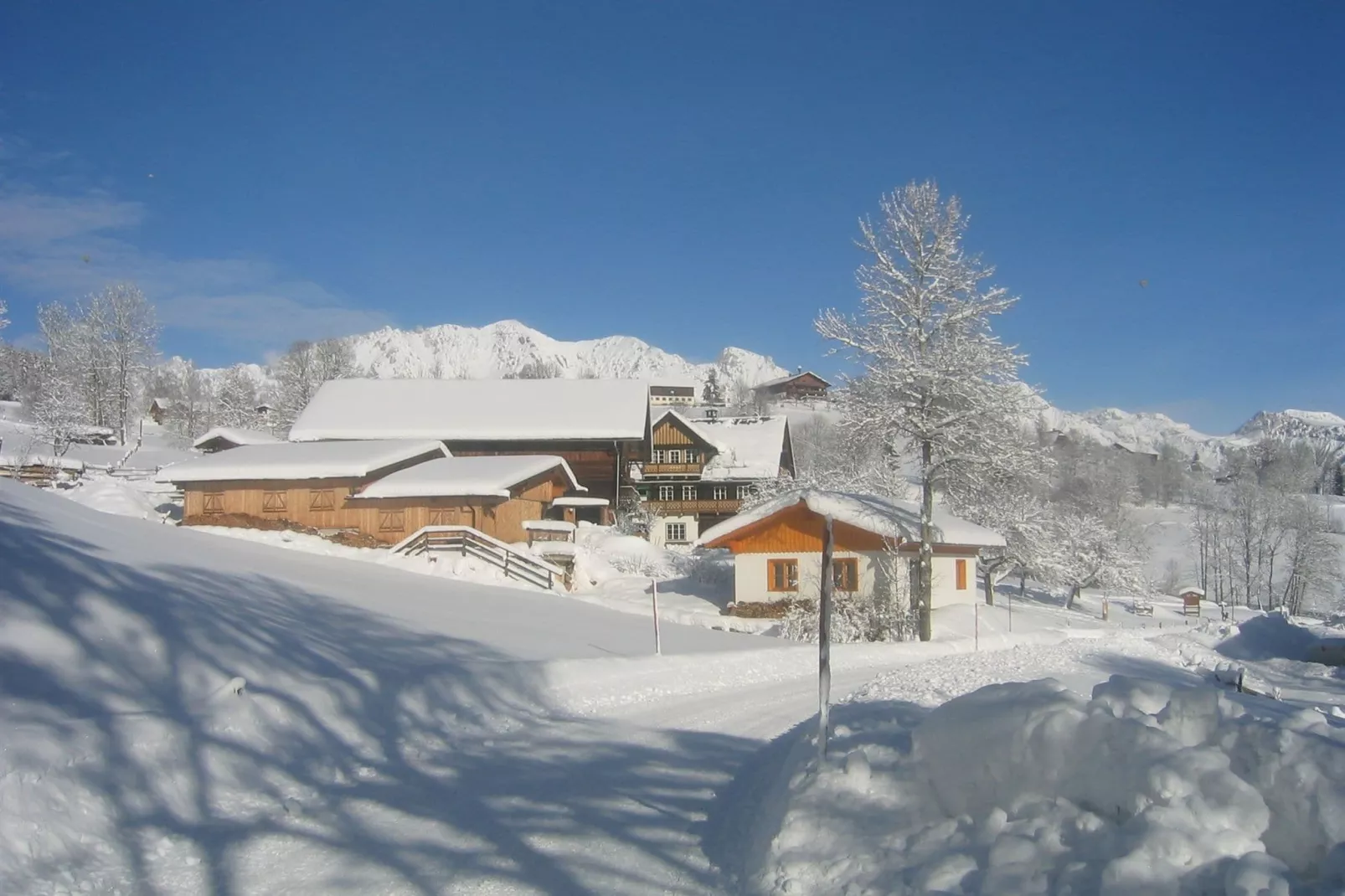 Apartment Lahnberg-Exterieur winter