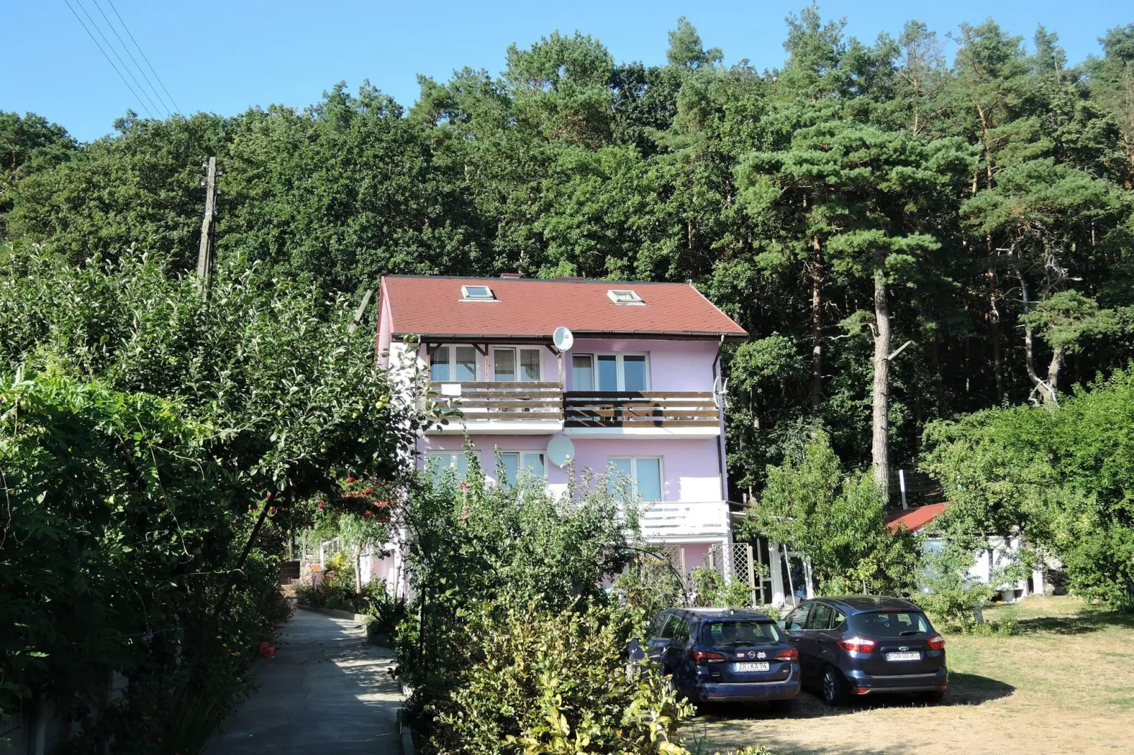 Semi-detached house in Wiselka-Buitenkant zomer