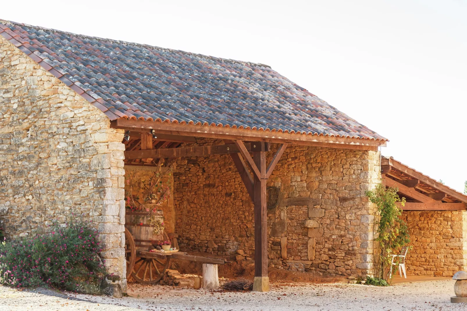 Maison de vacances Prats du Périgord  	Mas de Mouly-Tuinen zomer