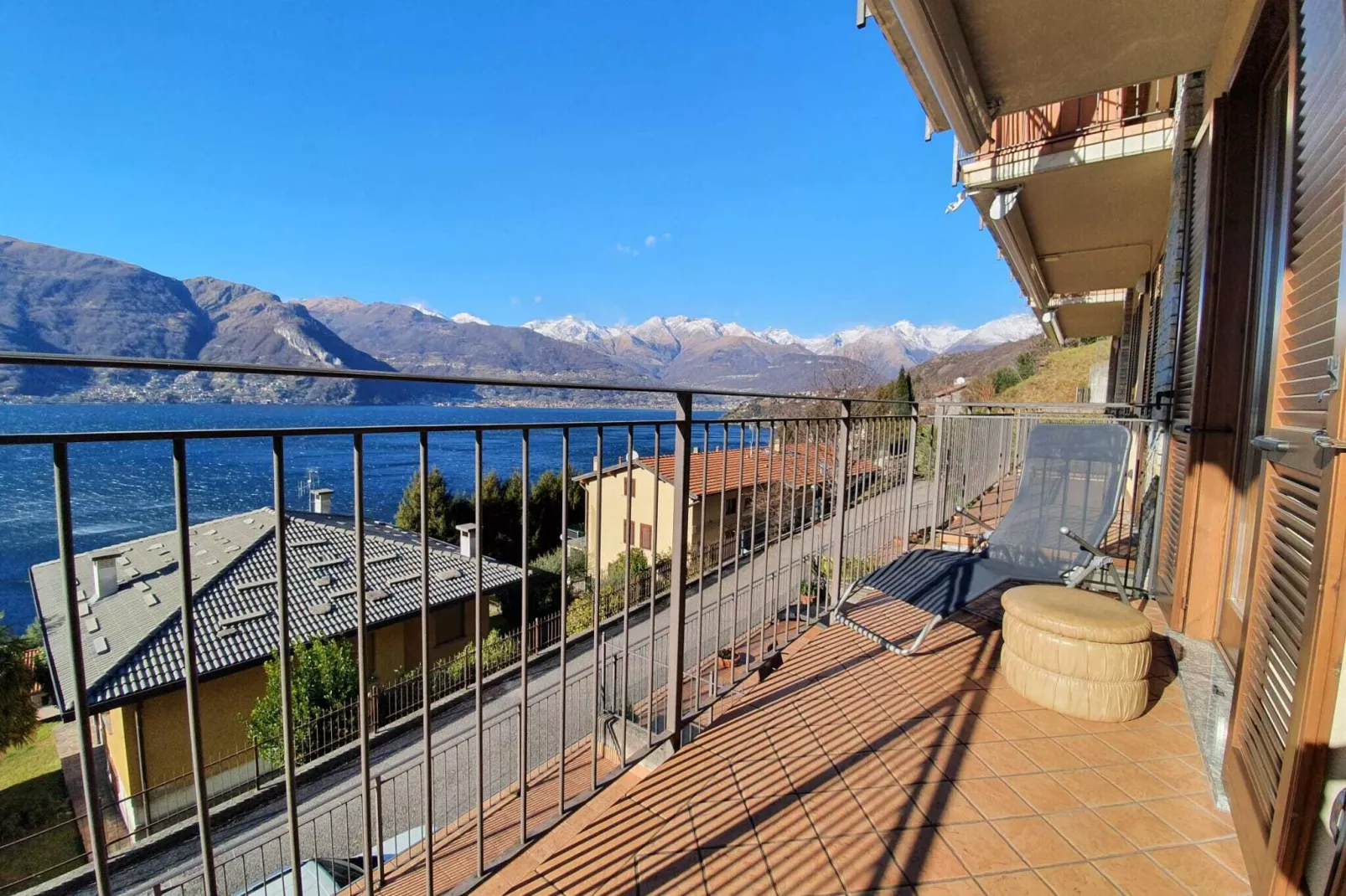 Monolocale Dorio con Balcone vista lago-Terrasbalkon