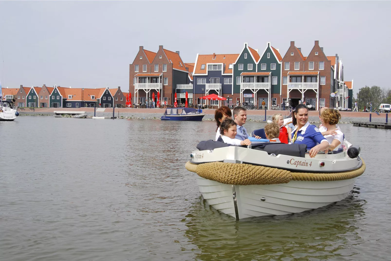 Marinapark Volendam 12-Parkfaciliteiten