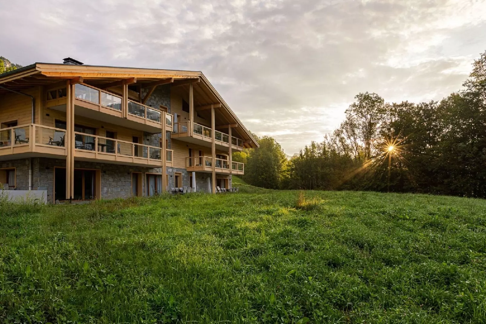 AlpChalets Portes du Soleil 11-Buitenkant zomer