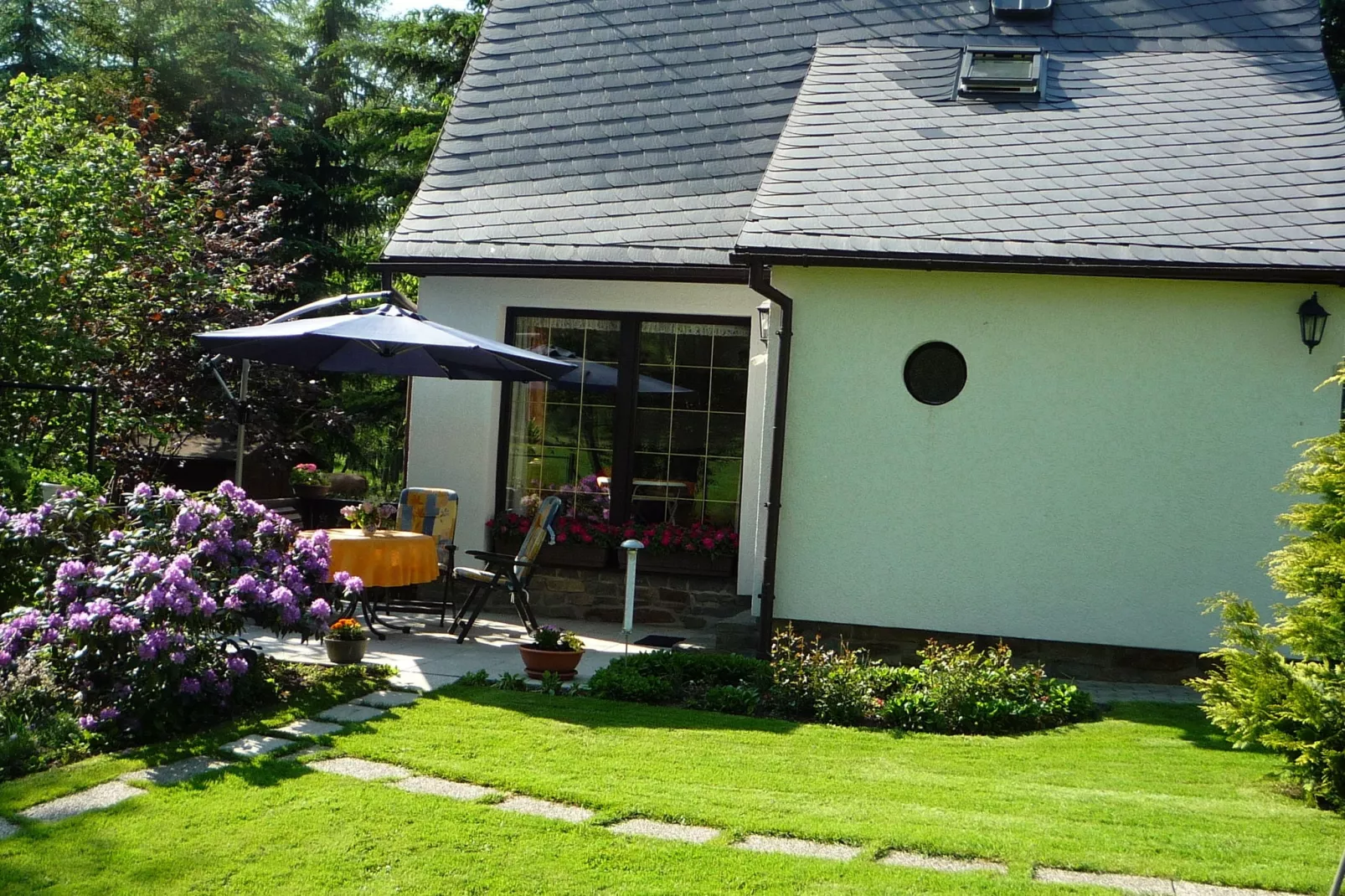 Ferienhaus im Erzgebirge-Terrasbalkon