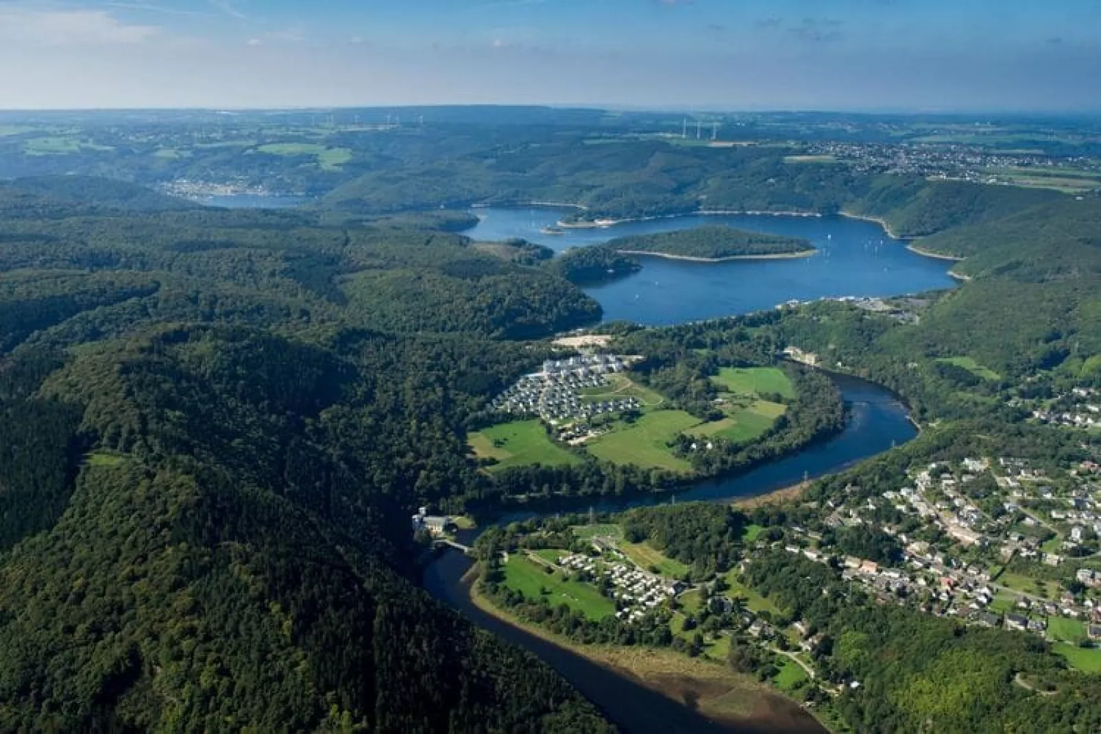 Eifeler Tor - Appartement Wannsee Luxe-Uitzicht zomer