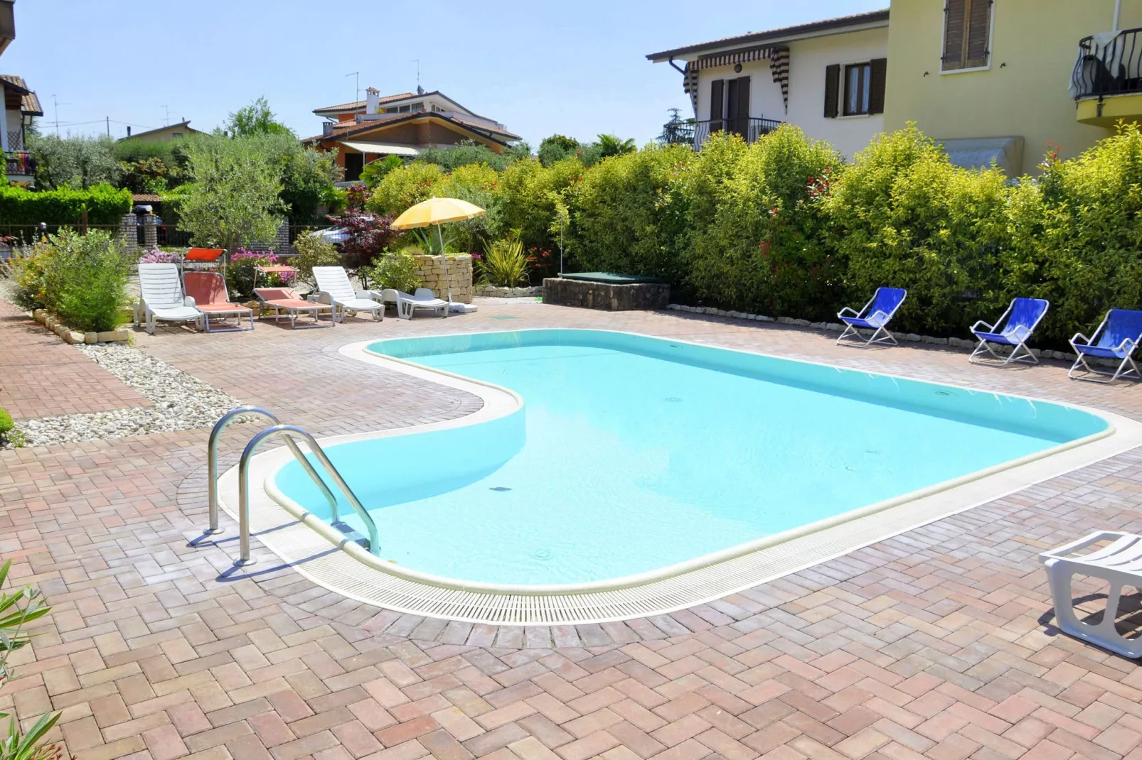 Panoramisch vakantiehuis met zwembad en tuin-Gebieden zomer 1km