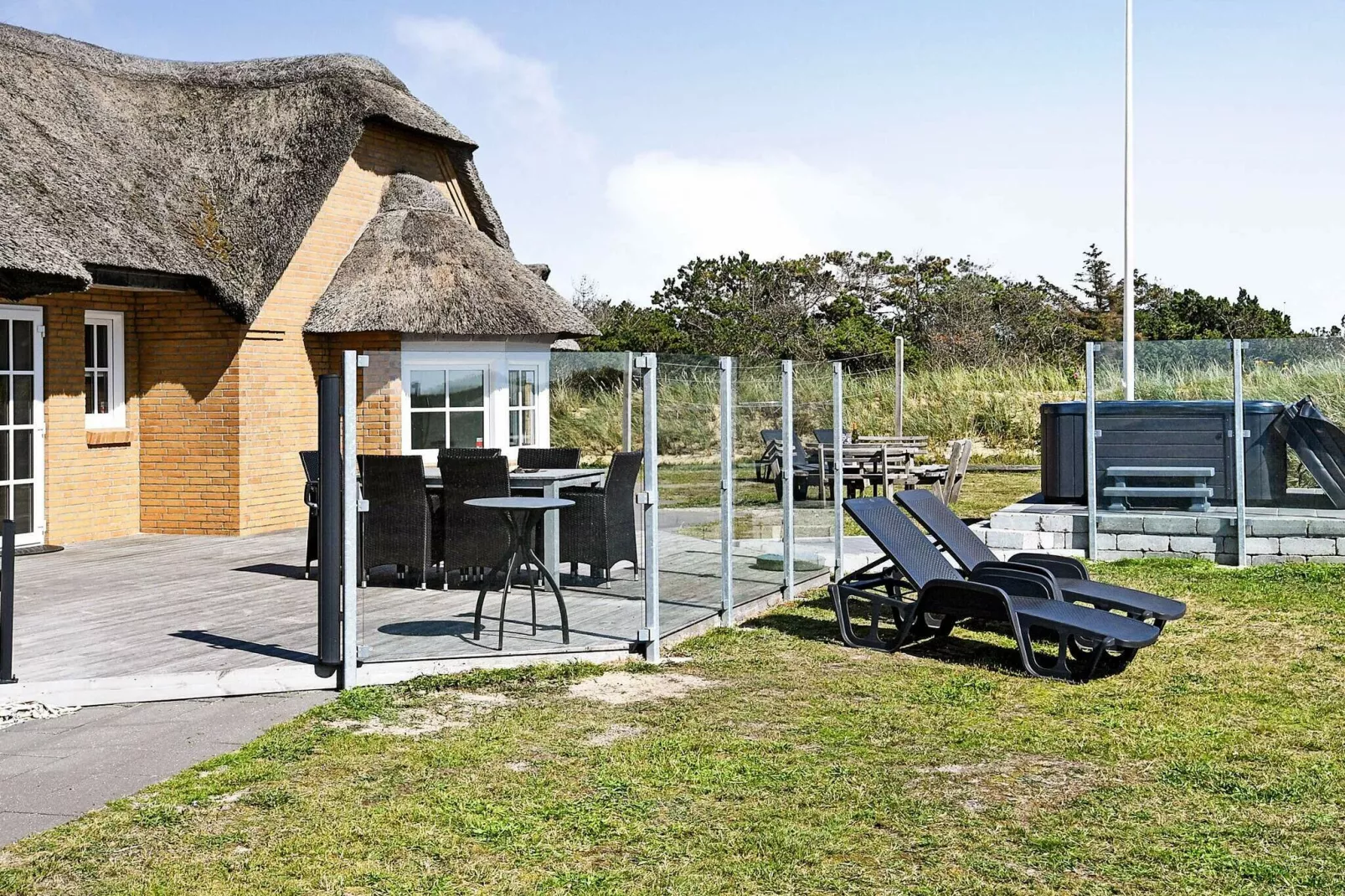 Schilderachtig vakantiehuis in Blåvand vlak bij de zee-Uitzicht