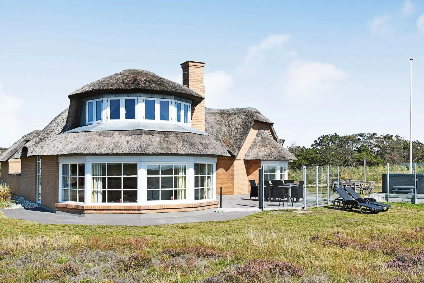 Schilderachtig vakantiehuis in Blåvand vlak bij de zee-Uitzicht