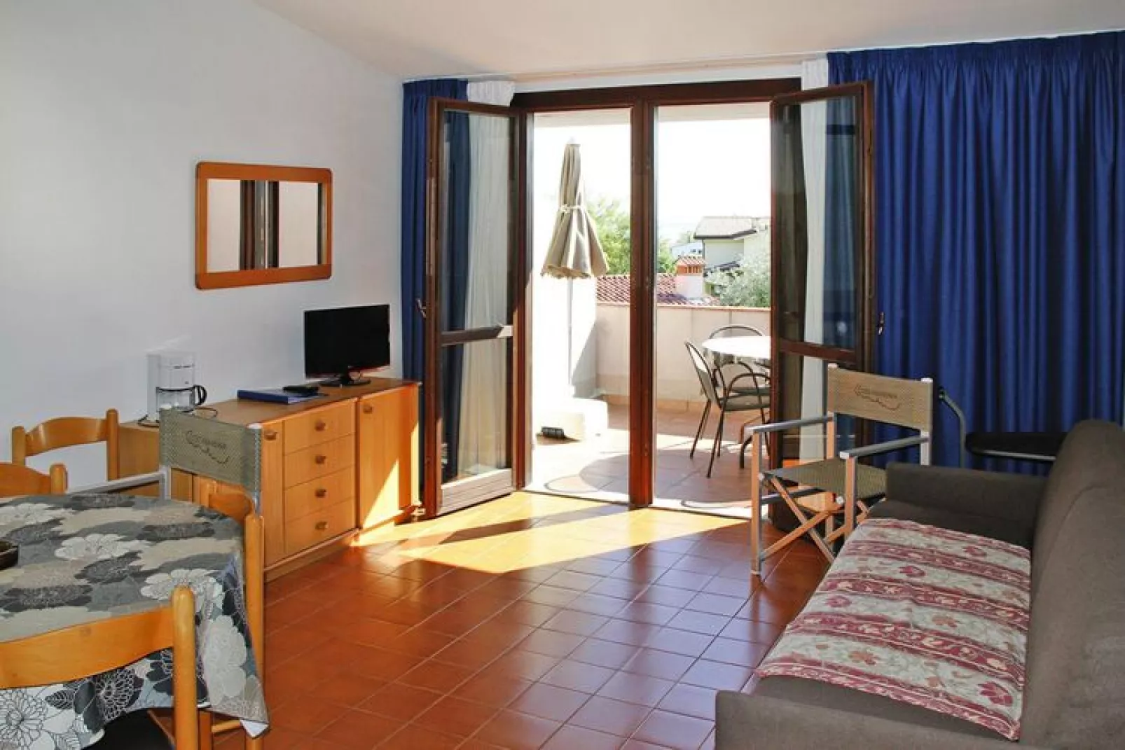 Residence Barbara, Moniga del Garda-3-Raum-App., C3, ca. 88 qm-Woonkamer