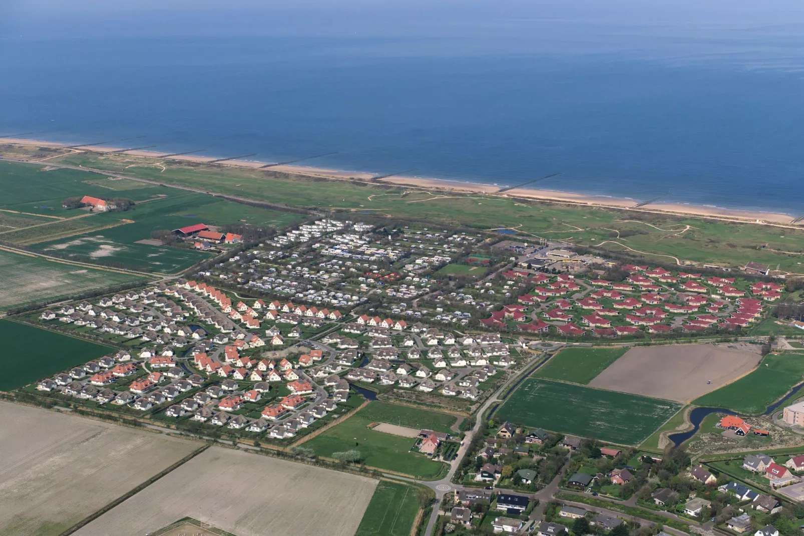 Buitenhof Domburg 3-Buitenkant zomer