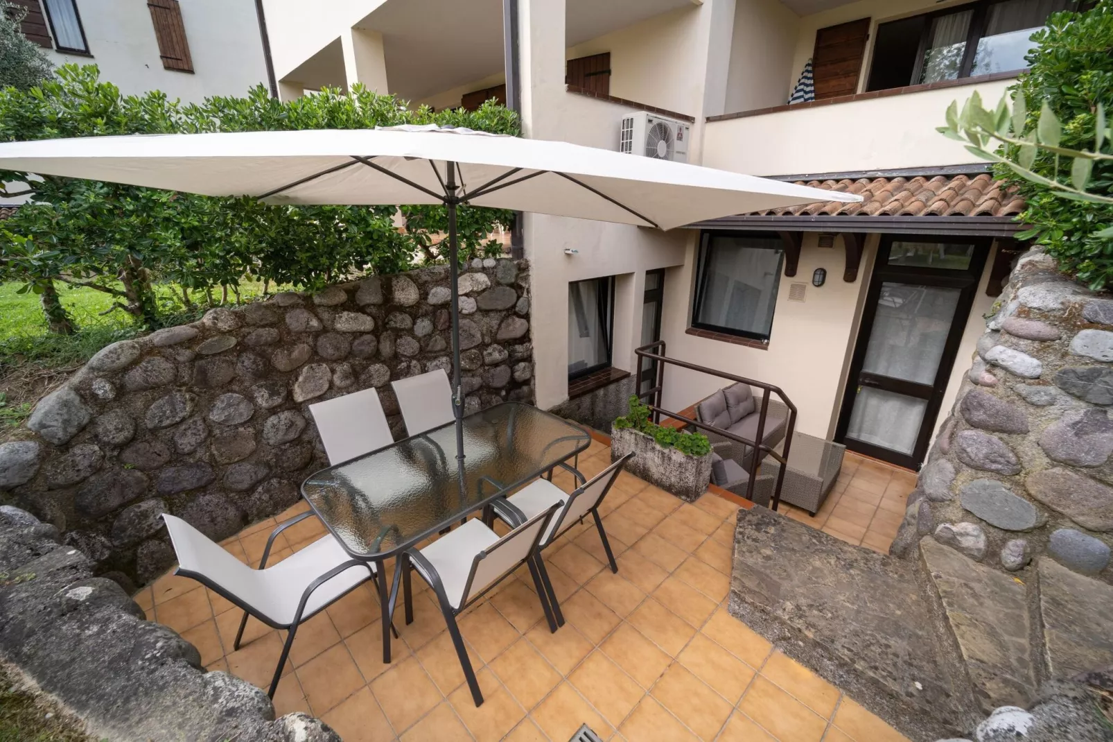 Residence Primera Moniga del Garda A2 / 3 pax Halbsouterrain-A2 / 3 pax Halbsouterrain-Buitenlucht