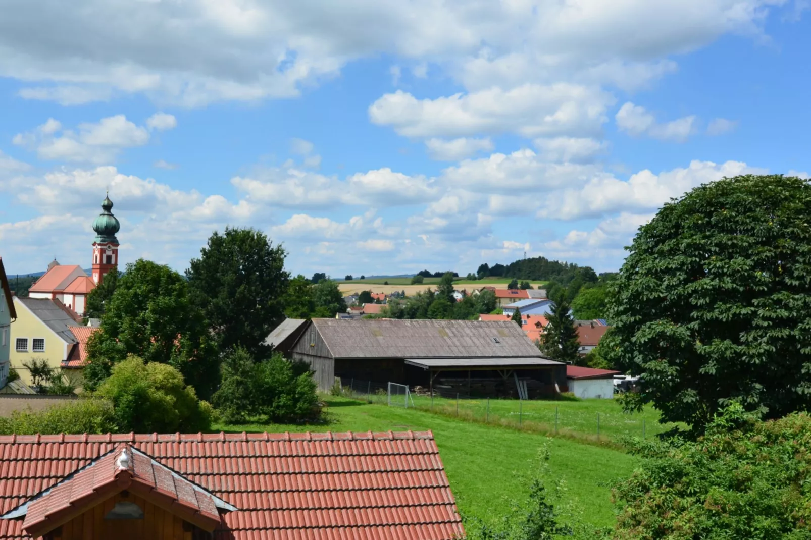 Eslarn-Uitzicht zomer