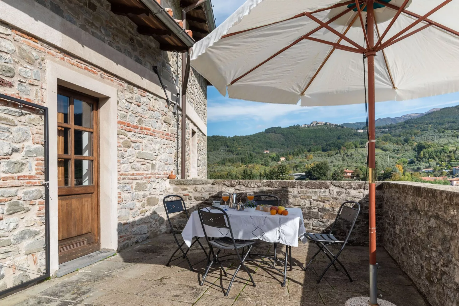 Castello di Argigliano 2-Terrasbalkon