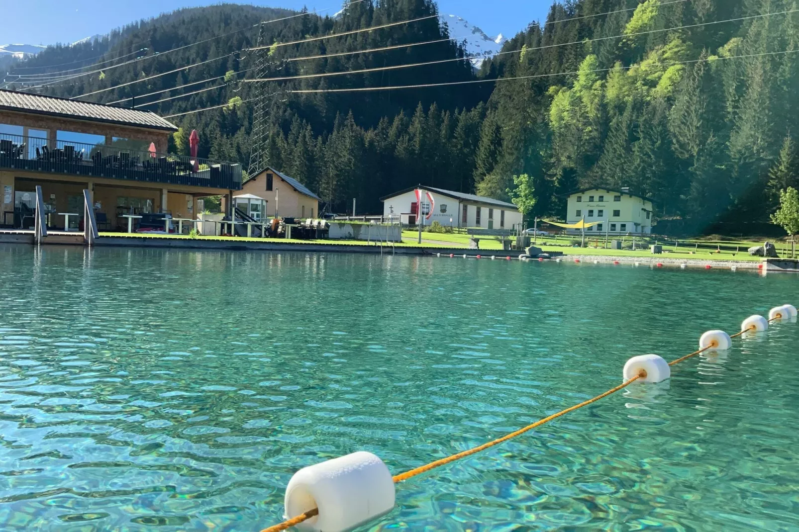 Aangenaam appartement in Klösterle am Arlberg met tuin-Gebieden zomer 5km