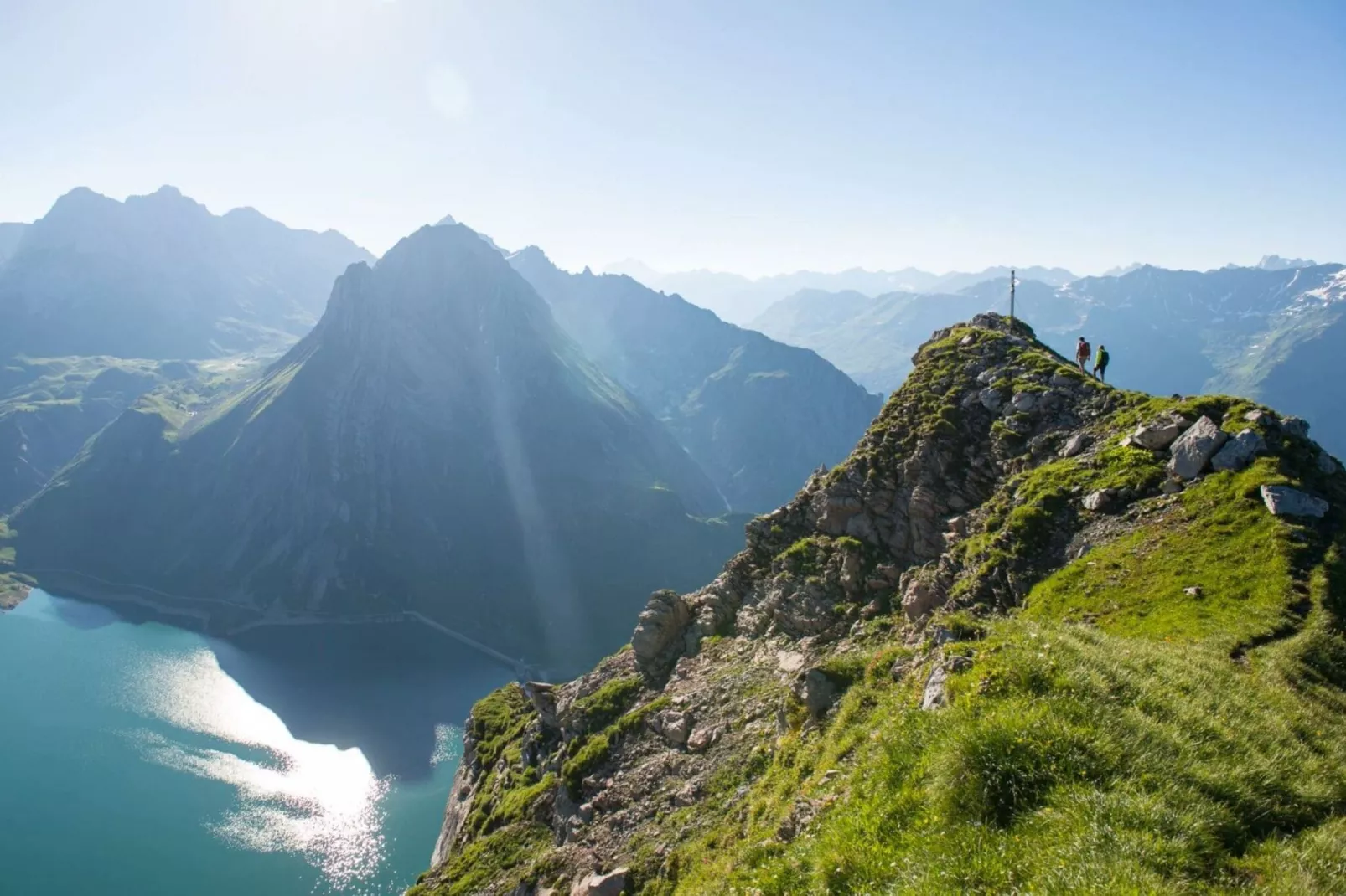 Aangenaam appartement in Klösterle am Arlberg met tuin-Gebieden zomer 20km