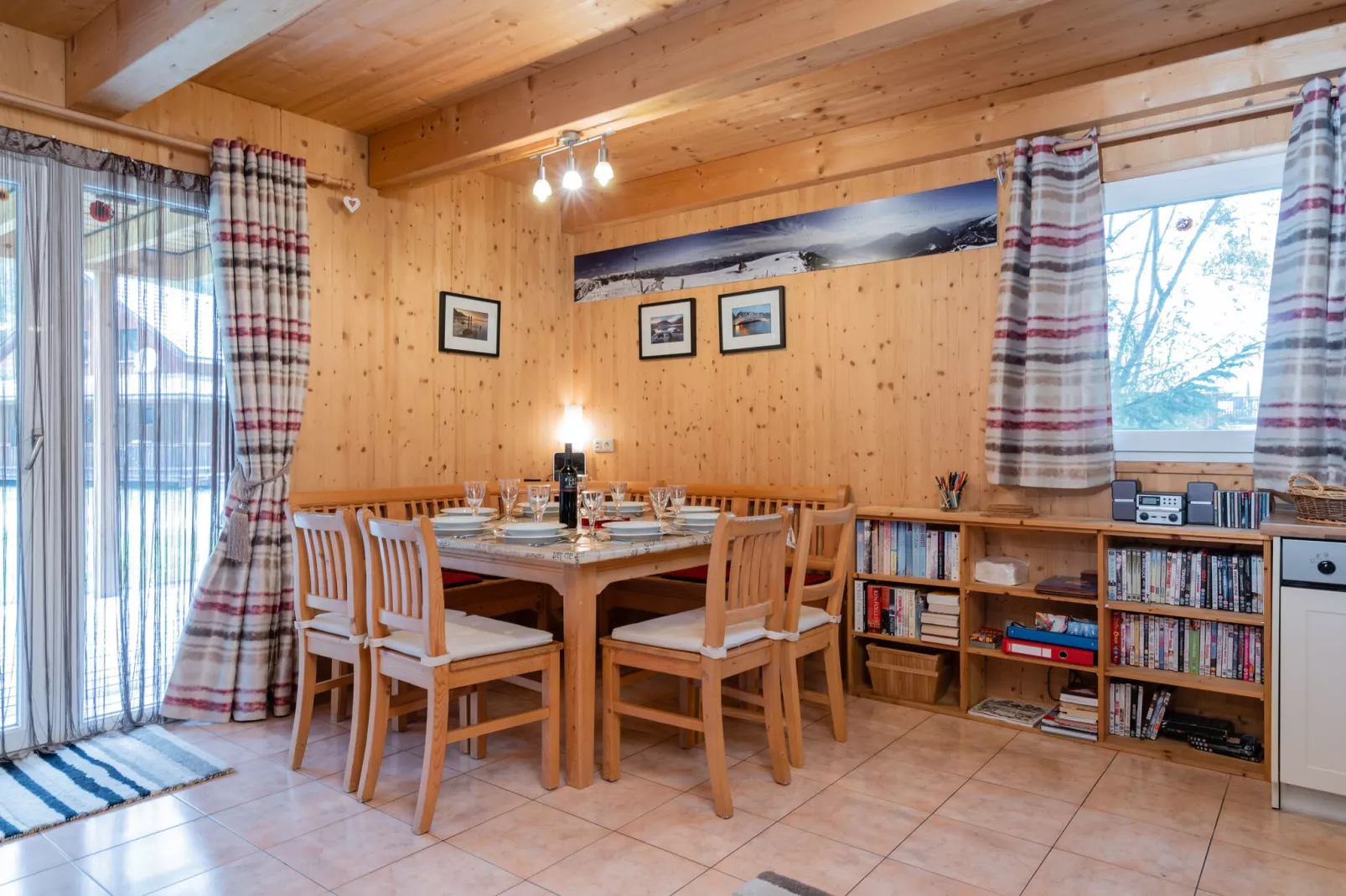 Chalet Stanley-Eetkamer