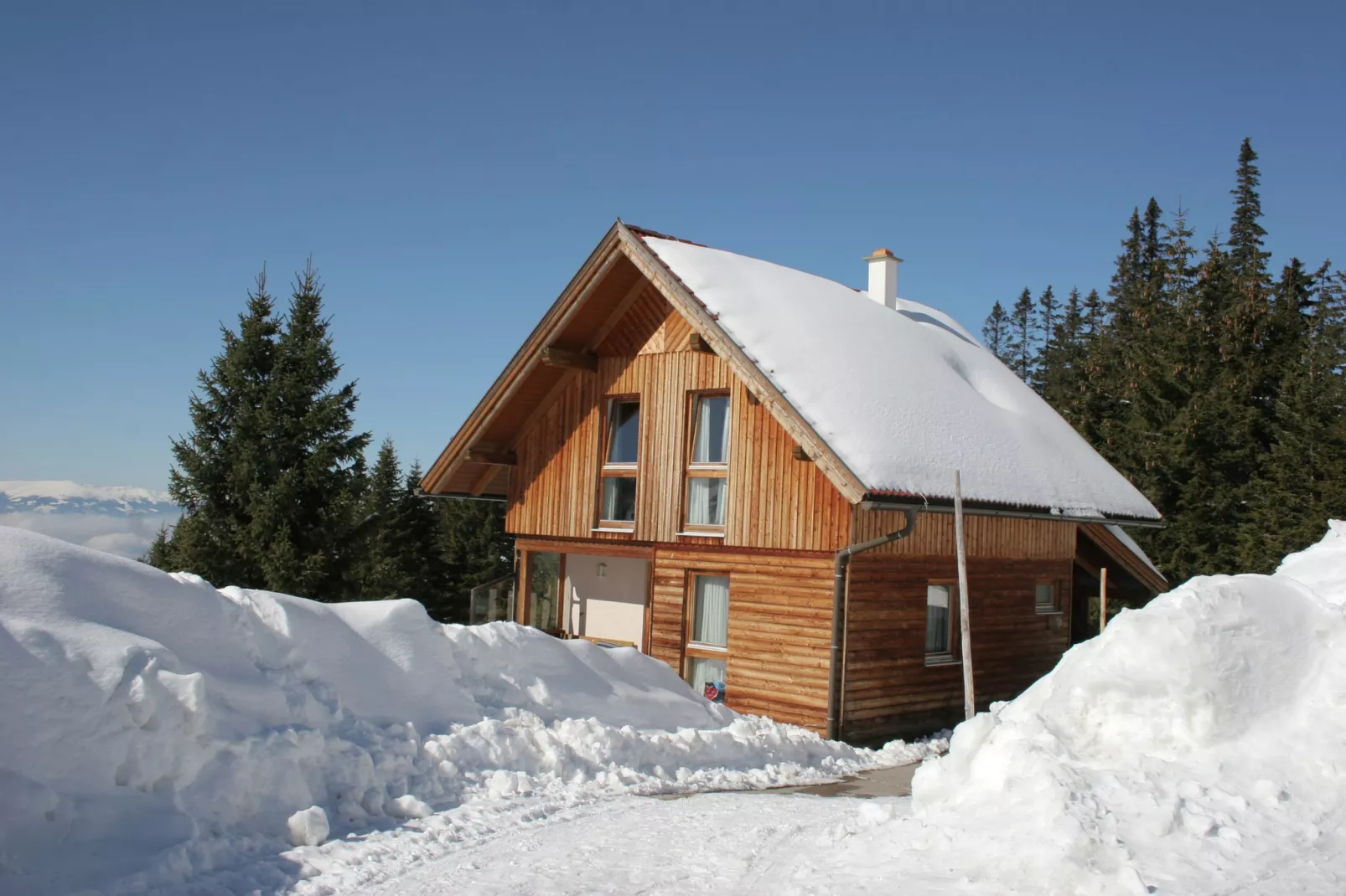 Almdorf Weinebene-Exterieur winter