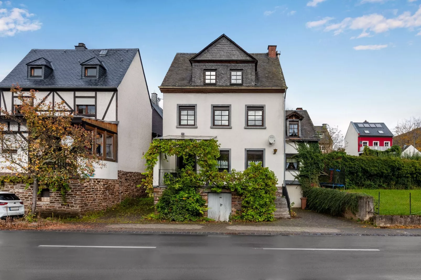 Ferienhaus mit Moselblick-Buitenkant zomer