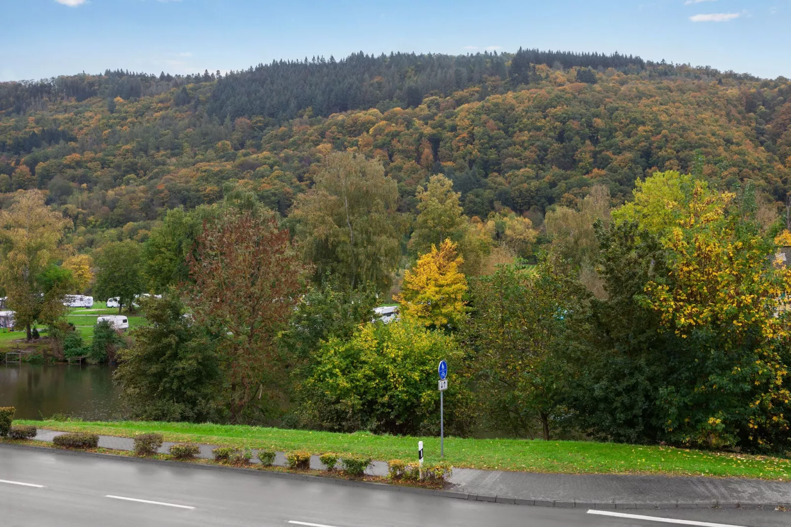 Ferienhaus mit Moselblick-Gebieden zomer 1km