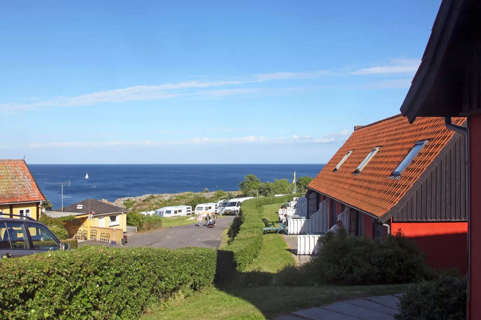 3 room w/seaview-Buitenlucht