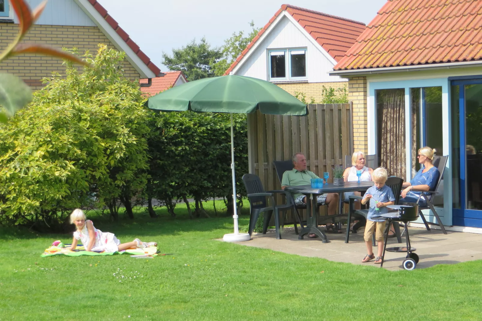 Villavakantiepark IJsselhof 3-Tuinen zomer