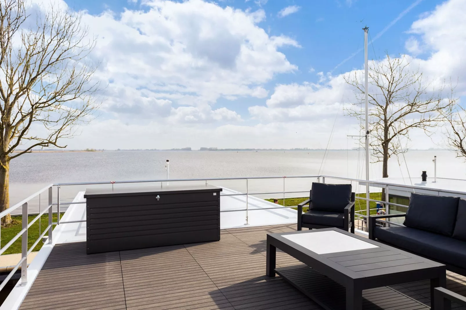 Houseboat 'de Valreep' met tuin - Paviljoenwei 2-Terrasbalkon