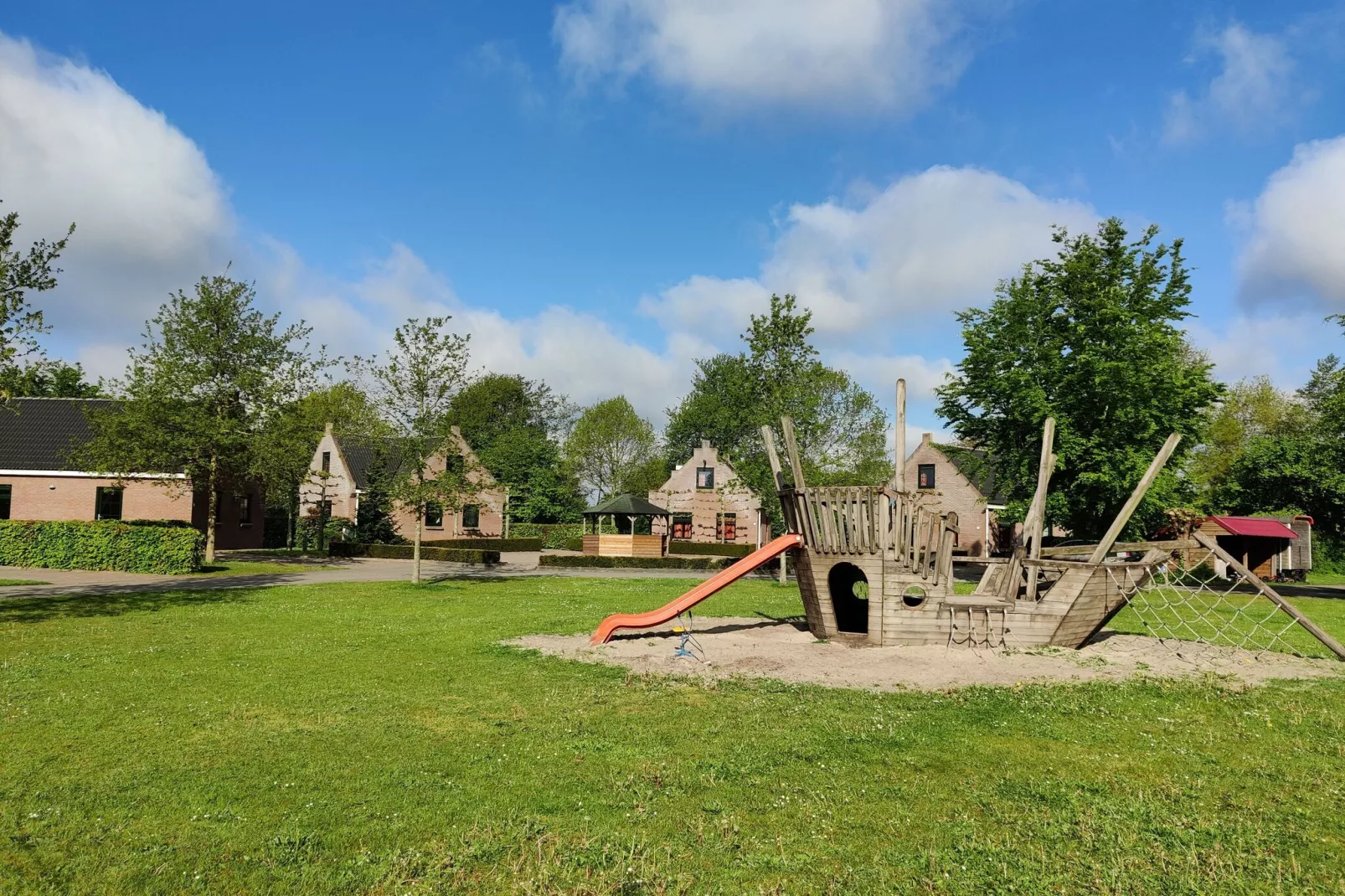 Vakantiepark Eigen Wijze 4-Gebieden zomer 1km