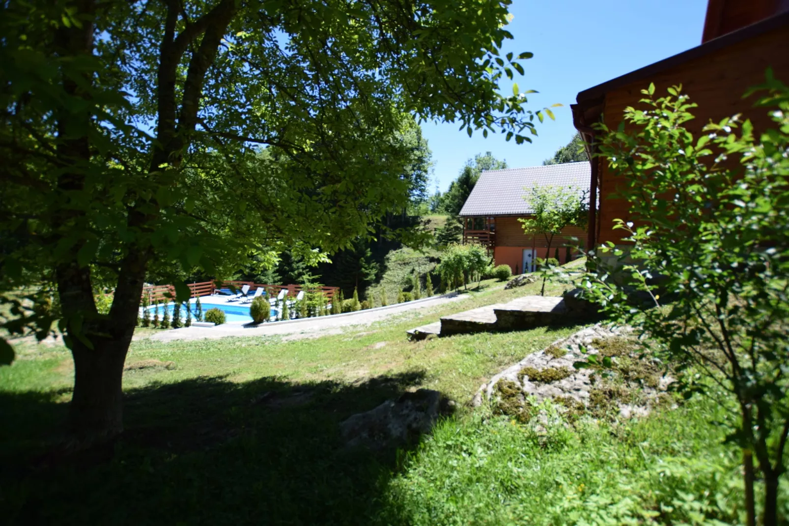 Holiday Houses Silvano-Tuinen zomer