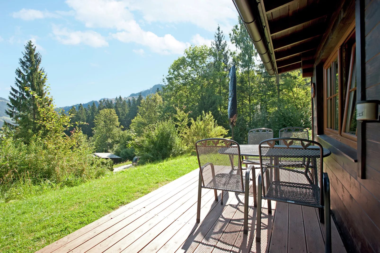 Chalet Yosi im Brixental-Terrasbalkon