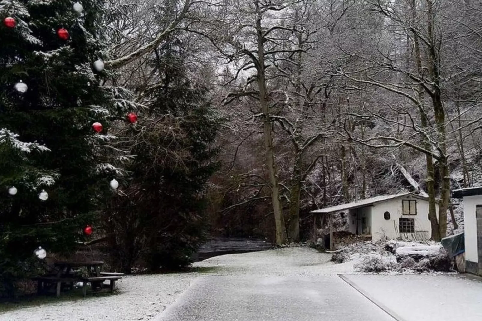 Der alte Kutscherhof-Exterieur winter