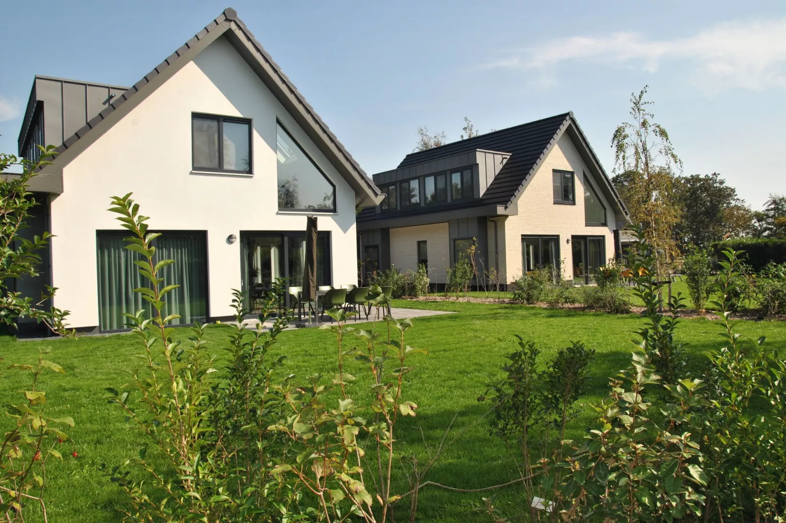 De Koog  nr 4 - 6 pers woning de luxe-Buitenkant zomer