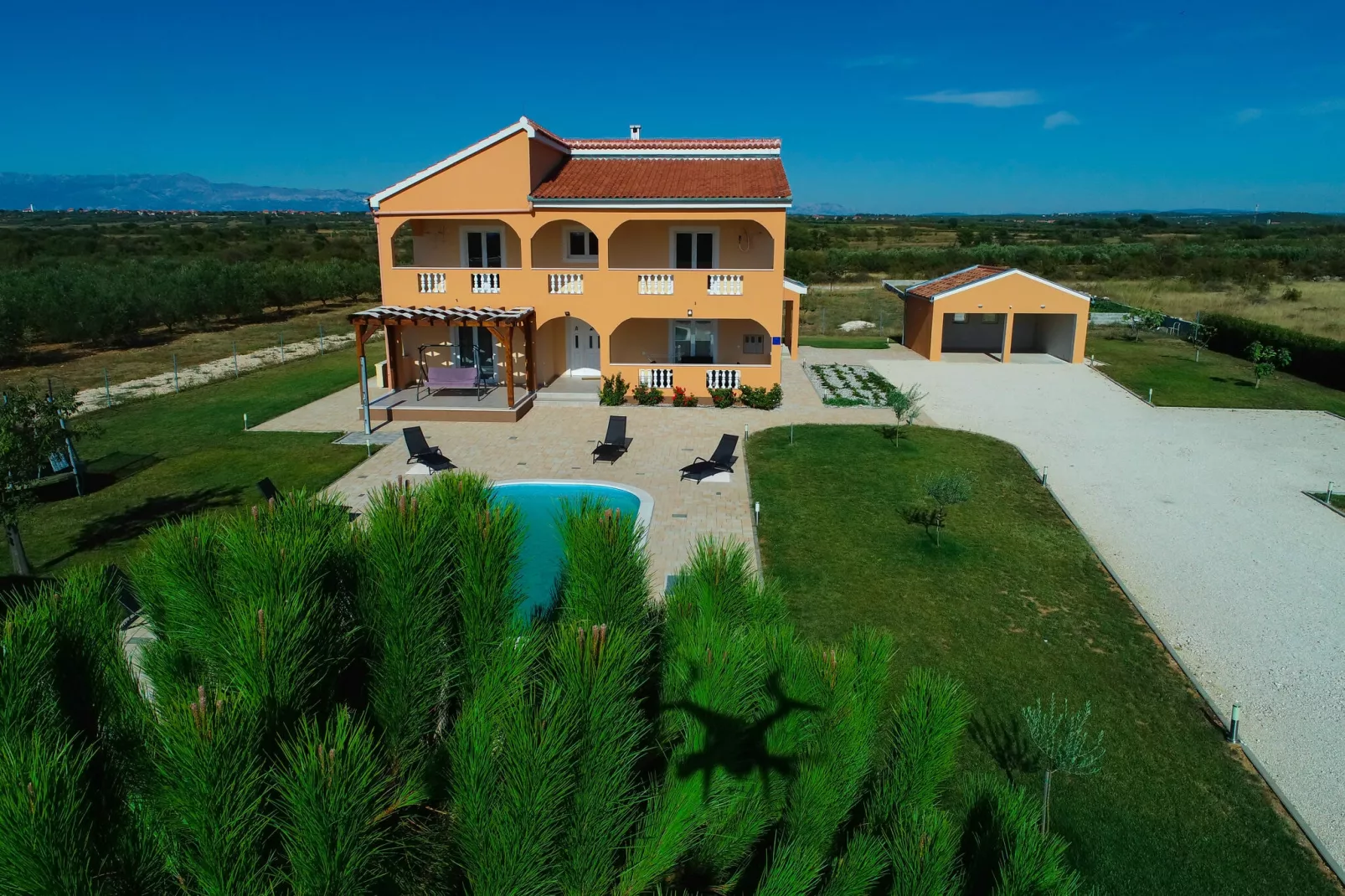 Holiday home Branko-Zwembad