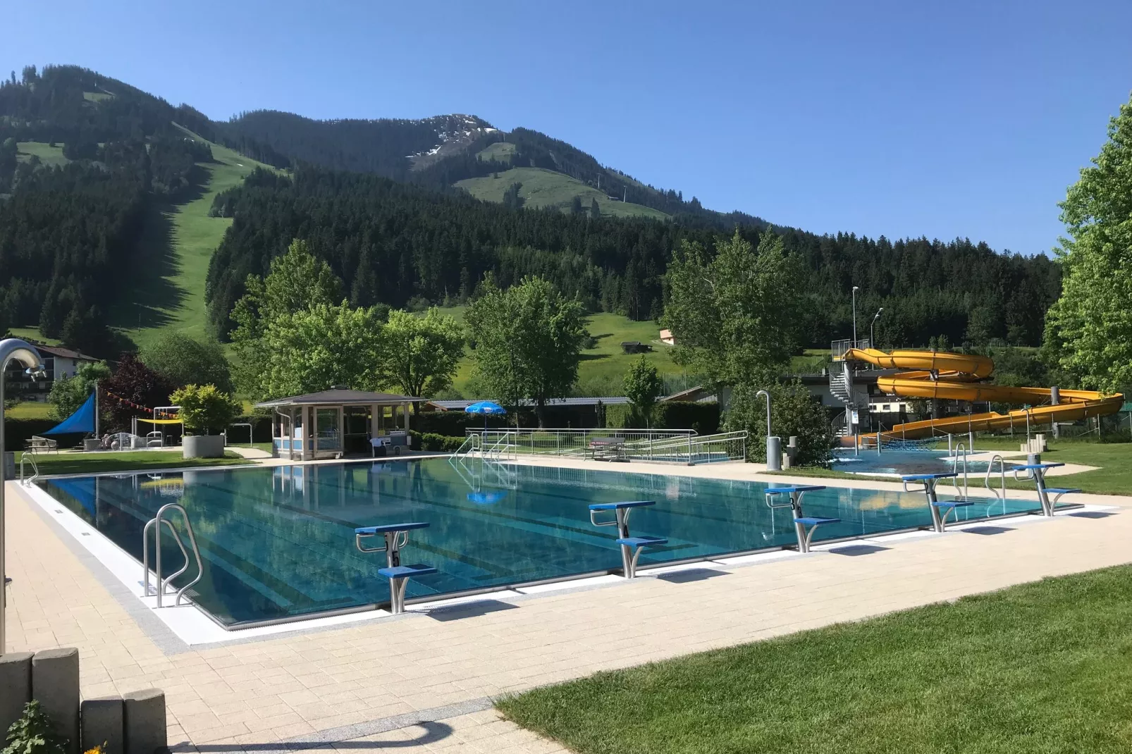 Residenz Edelalm Appartement 1-Gebieden zomer 1km